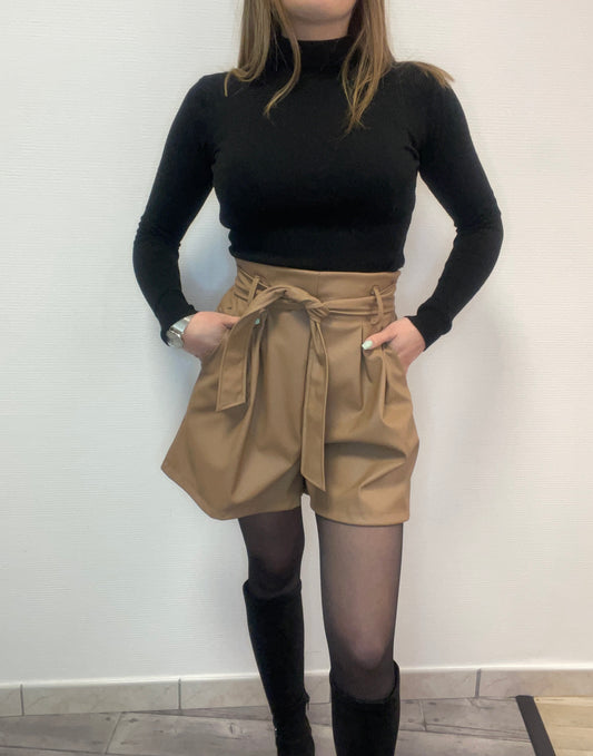 Faux leather shorts